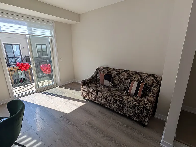 1346 Kobzar Dr — Photo 4