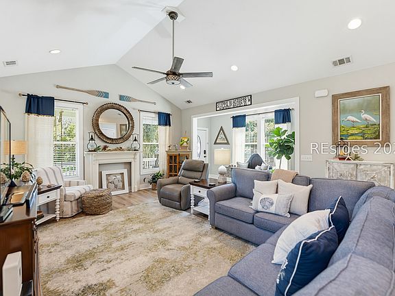 3rd image of 3013 Walnut Street