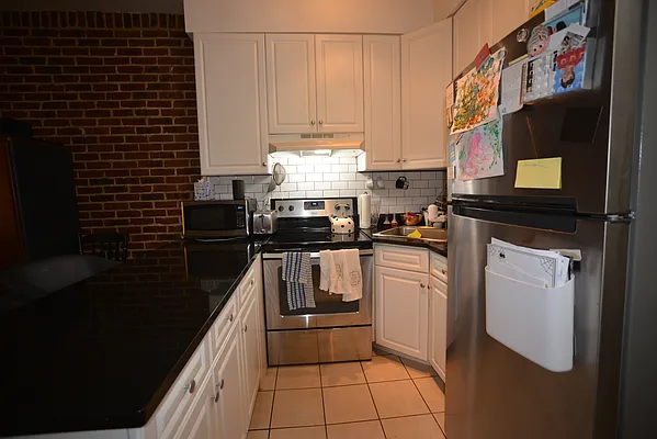 Rented by Voro, LLC | media 12