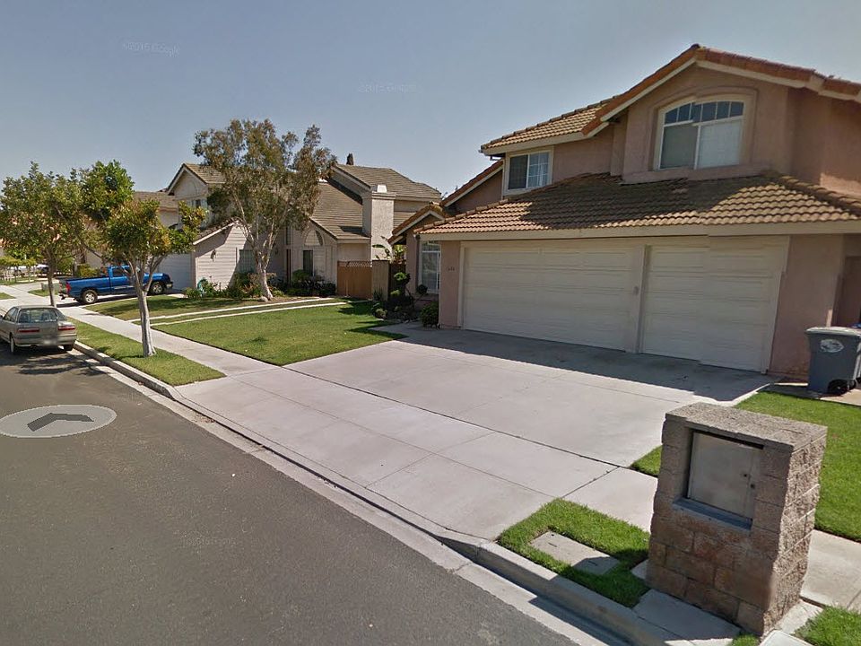 2nd image of 1610 Ivanhoe Ave