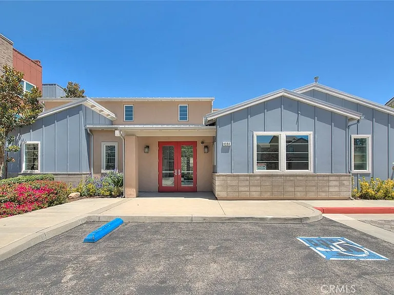 8836 Banyan — Photo 43