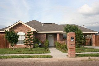 1st image of 412 Lilly Dr