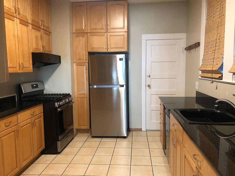 1st image of 2618 Greenwich St APT 2