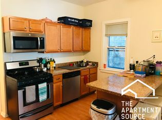 2223 N Sawyer Ave APT 1F, Chicago, IL 60647