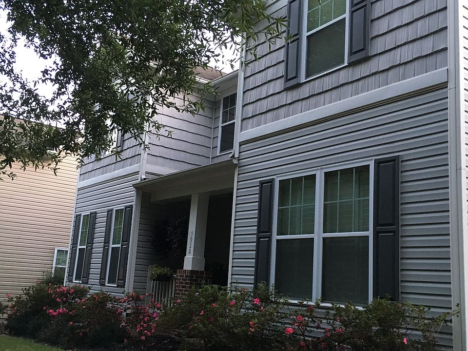 2nd image of 5920 Colonial Garden Dr