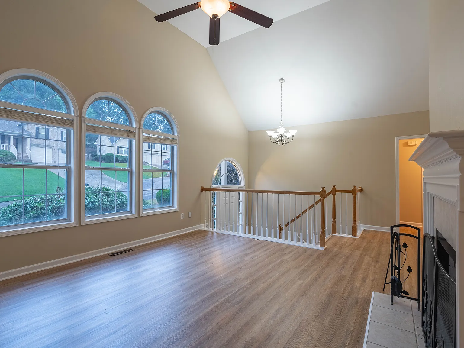 4 bed, 2177 sqft, $2,900 — Photo 4