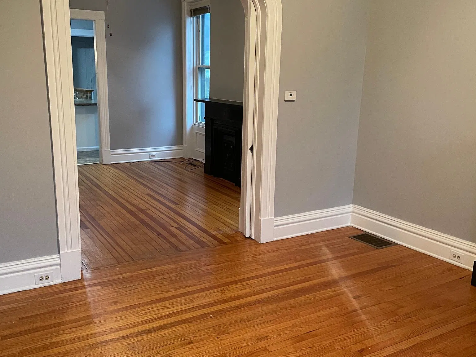 542 5th Ave — Photo 3