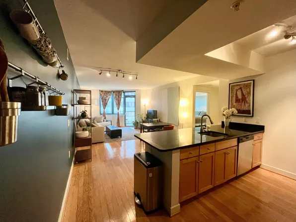 1117 10th St NW, Washington, DC