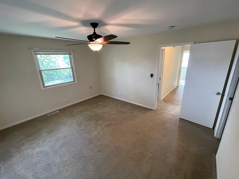 4105 Oxmoor Rd — Photo 16