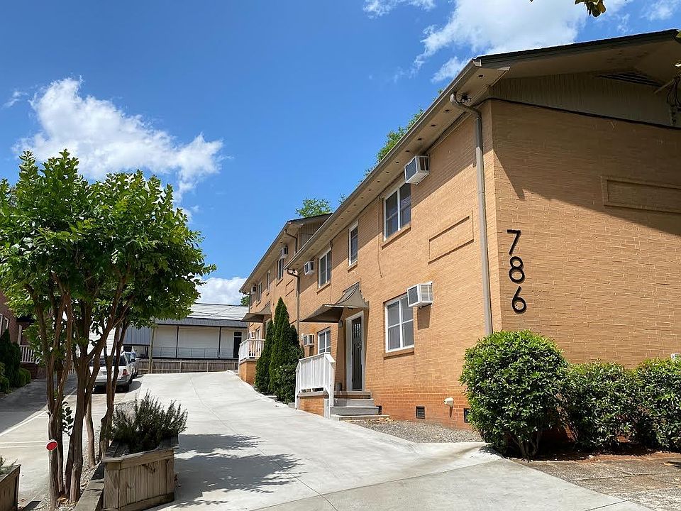 Building and off street parking