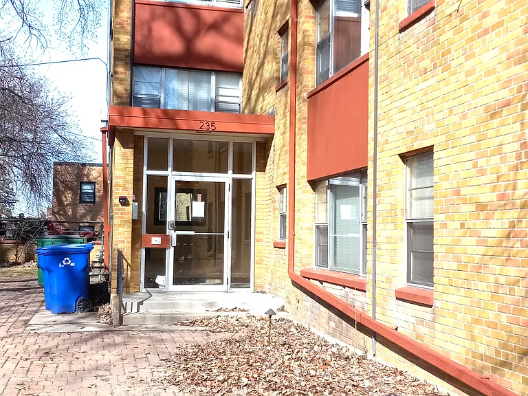 235 Exeter Pl #104 — Photo 11