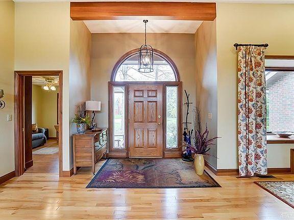 4th image of 986 Riverview Ct