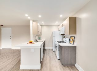 Pine Manor Apartments, Philadelphia, PA 19111