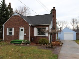 2022 Paddington Rd, Kalamazoo, MI 49001