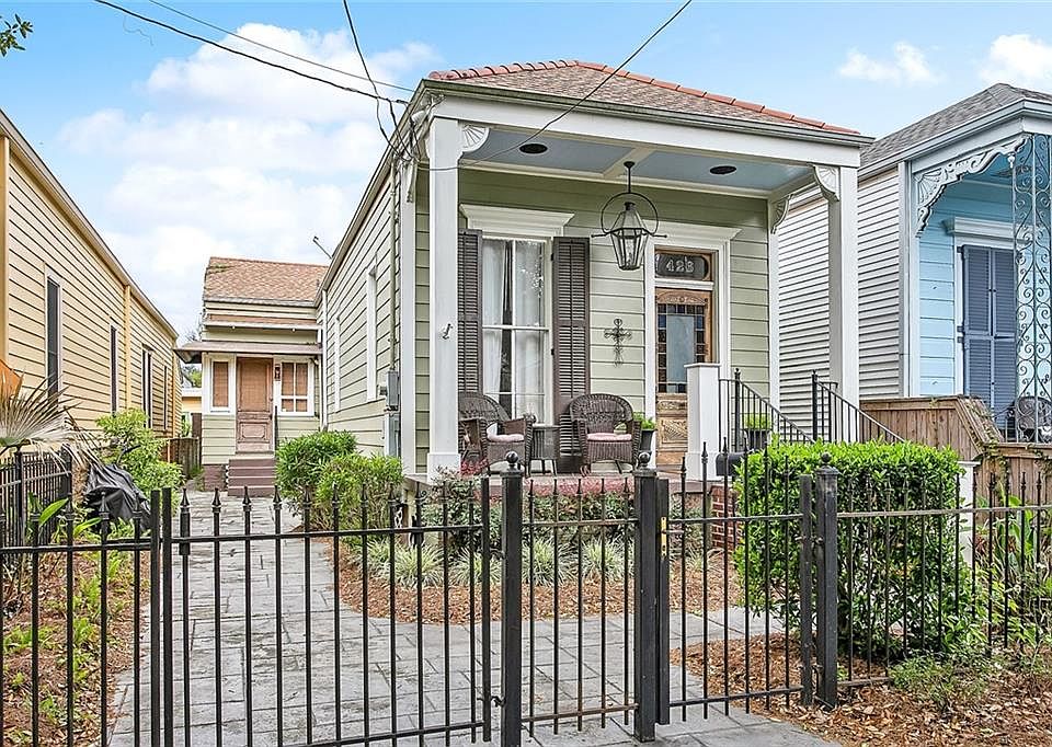 1st image of 426 Nashville Ave