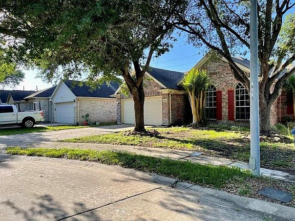 2nd image of 18110 Branching Oak Ct