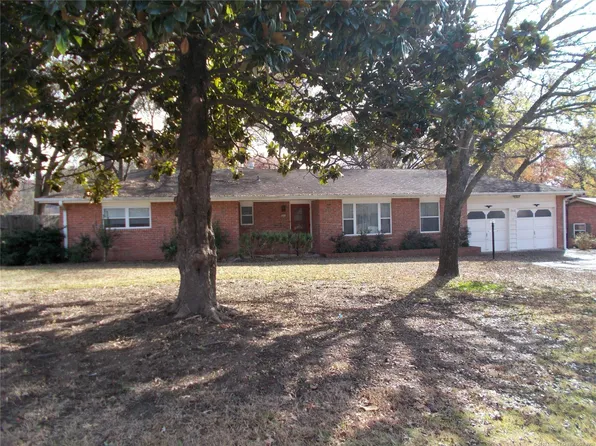 1512 Oakdale Dr, Bartlesville, OK 74006