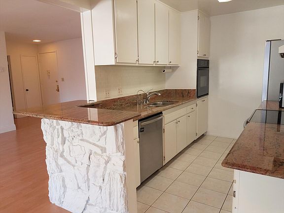 5th image of 1831 Prosser Ave APT 303
