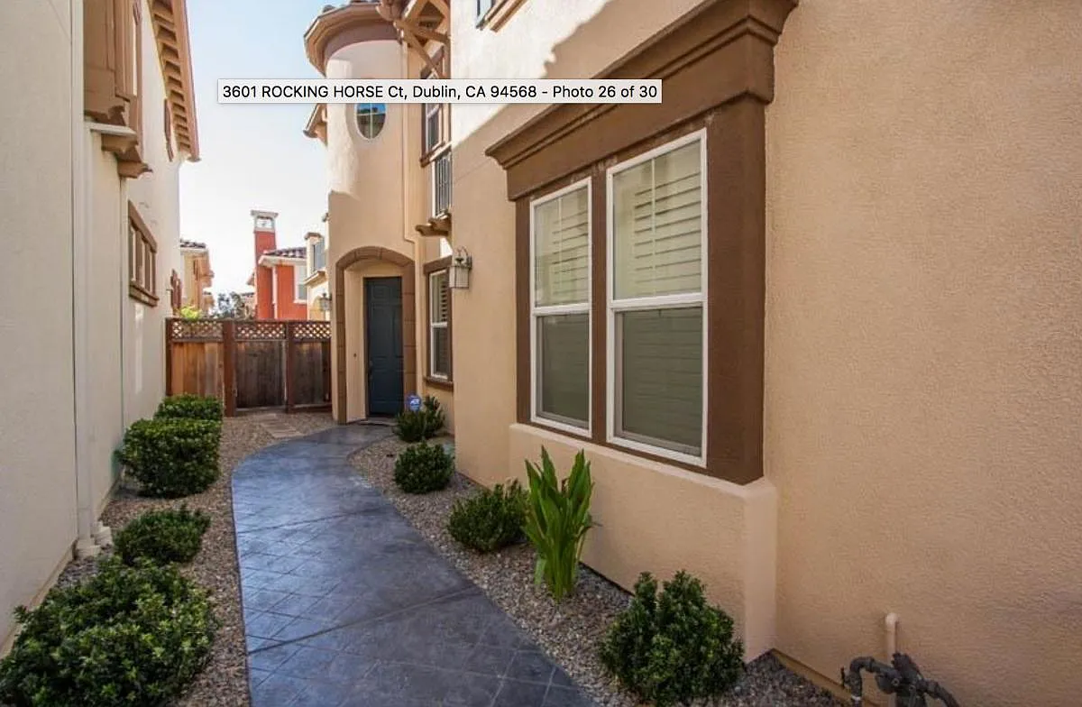 3601 Rocking Horse Court — Photo 2
