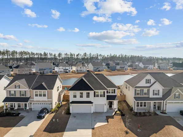 593 Dunswell Dr, Summerville, SC 29486