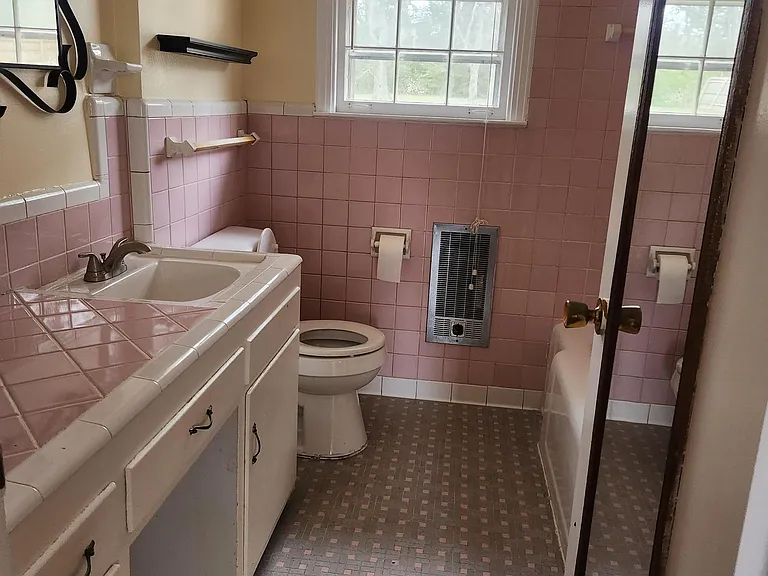 729 Howse Ave — Photo 12