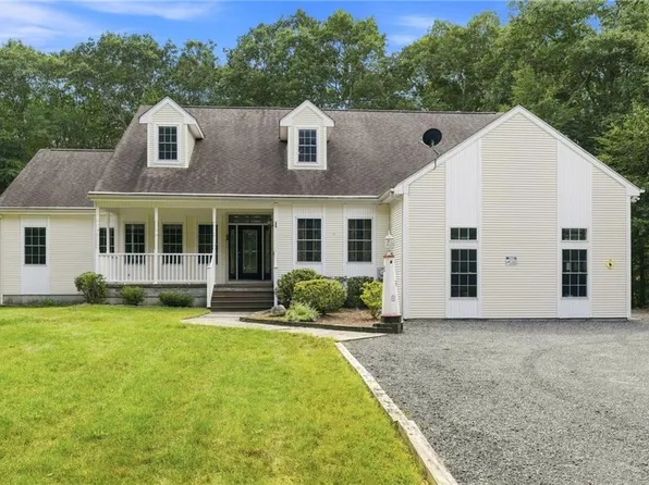 559 Victory Hwy, West Greenwich, RI 02817