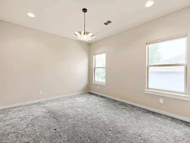 1806 Tucker St — Photo 21
