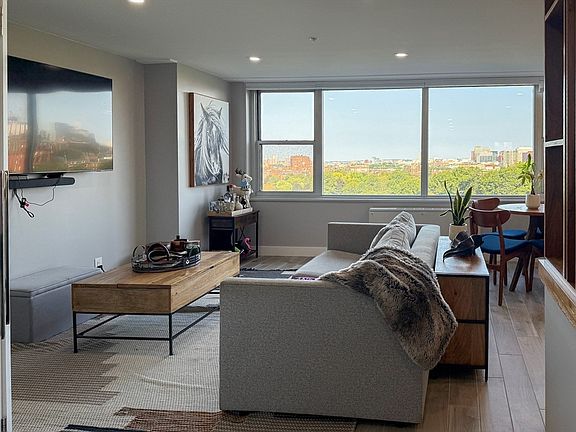 4th image of 151 Tremont St APT 11G