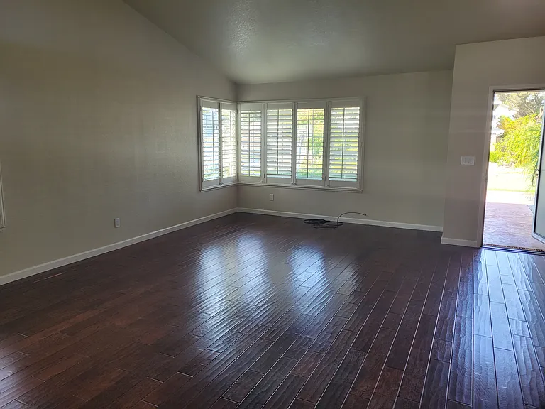 3438 Parker St — Photo 5