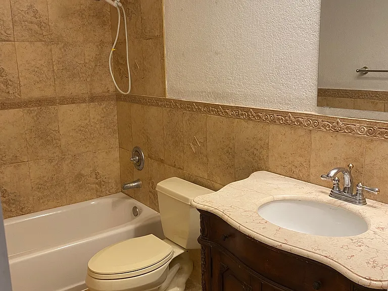 1907 SW 131 Place Ct — Photo 12