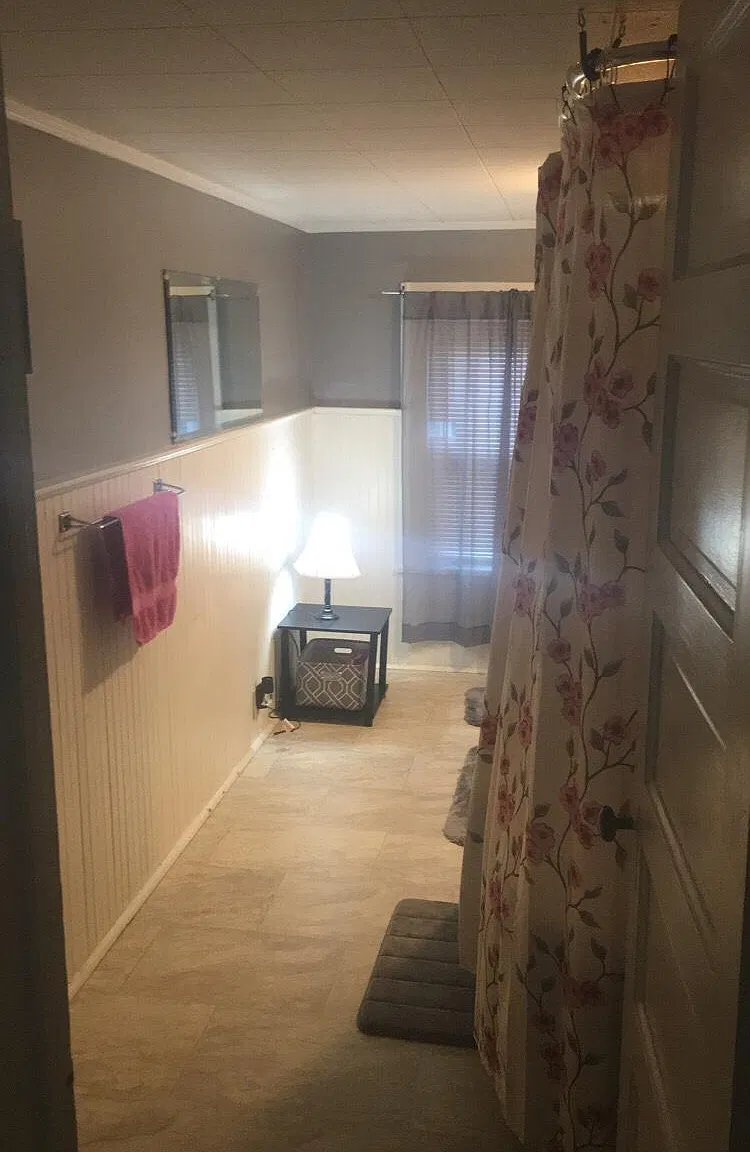 2 bed, 800 sqft, $825 — Photo 1