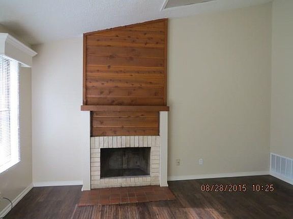 4th image of 816 Turtle Creek Dr