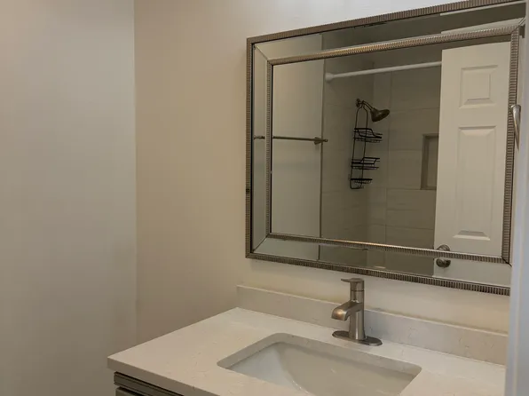 9455 S 85th Ct #1, Hickory Hills, IL 60457