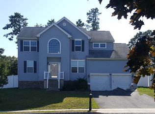 7 Nantucket Ave, Barnegat, NJ 08005