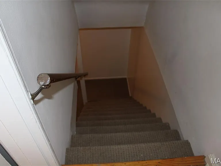 1119 Sanford Ave — Photo 14