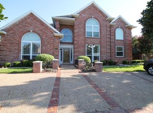 2132 Usa Dr, Plano, TX 75025