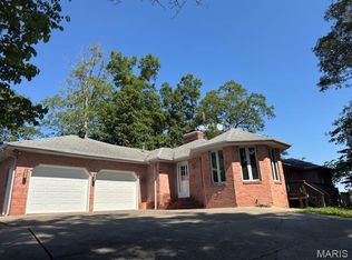 1082 Trailridge Dr, Jackson, MO 63755