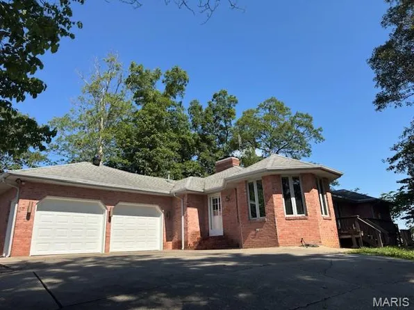 1082 Trailridge Dr, Jackson, MO 63755