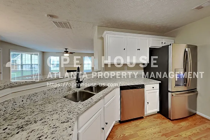 7435 Calm Springs Dr — Photo 5