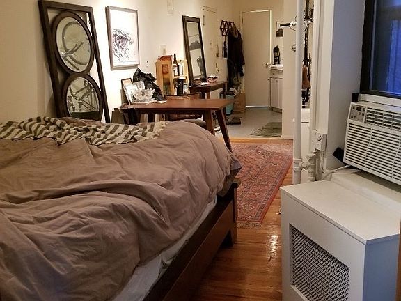4th image of 93 Bedford St APT 3A