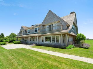 51 Trees Ln, Sag Harbor, NY 11963