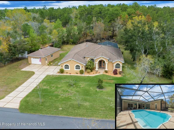 11281 Godwit Ave, Weeki Wachee, FL 34613