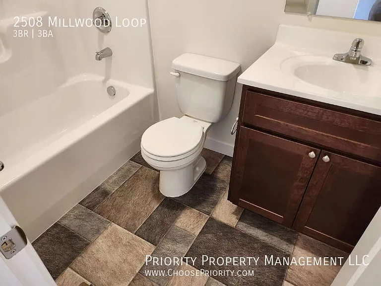 2508 Millwood Loop — Photo 12