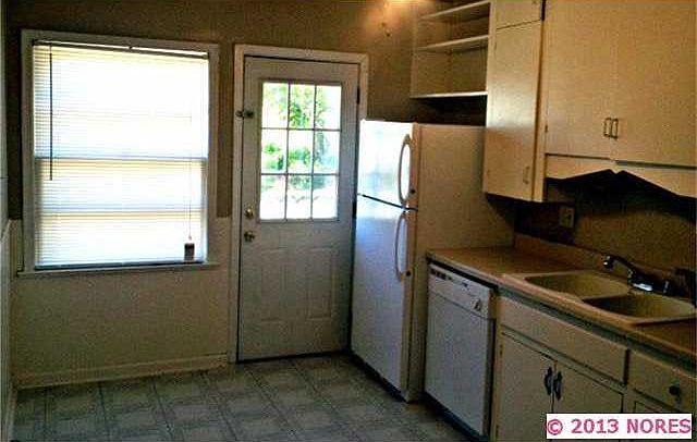 2nd image of 3915 E Admiral Ct