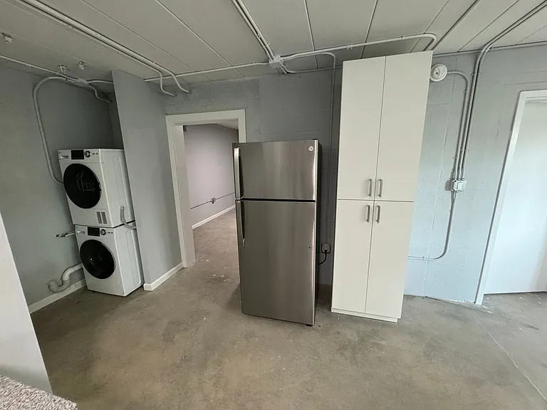 Calhoun Lofts & Thunderbird Flats — Photo 51