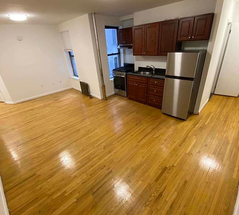 1st image of 24 E 97th St APT 8