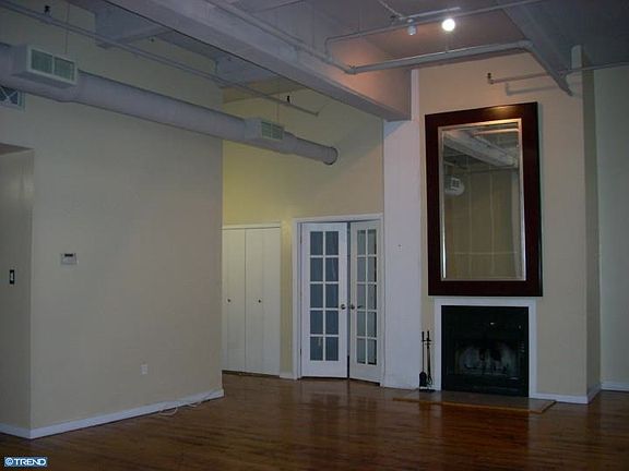 2nd image of 1238 Callowhill St Suite 704