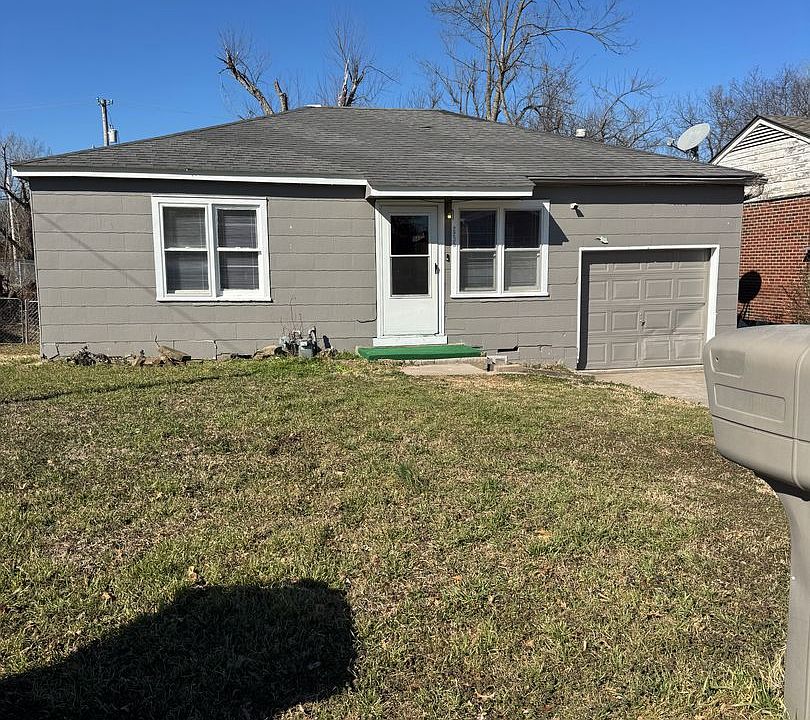 1st image of 2235 SE Dewey Ave