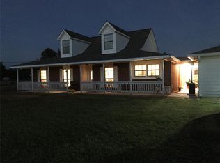 16270 Green Meadow Ln, Willis, TX 77318