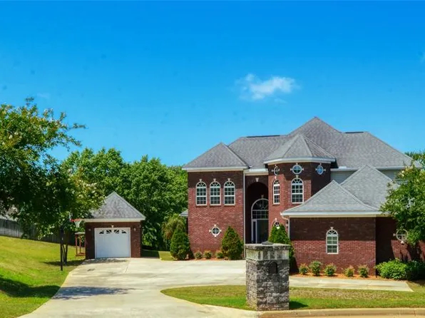 57 County Road 168, New Brockton, AL 36351